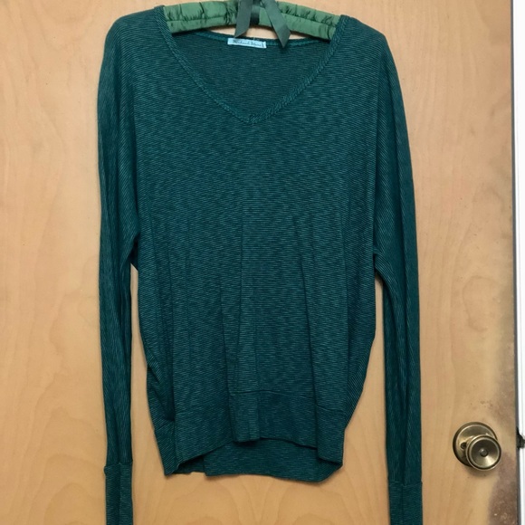 NWOT Michael Stars V-Neck Striped Shirt One Size Fits All - Picture 5 of 10